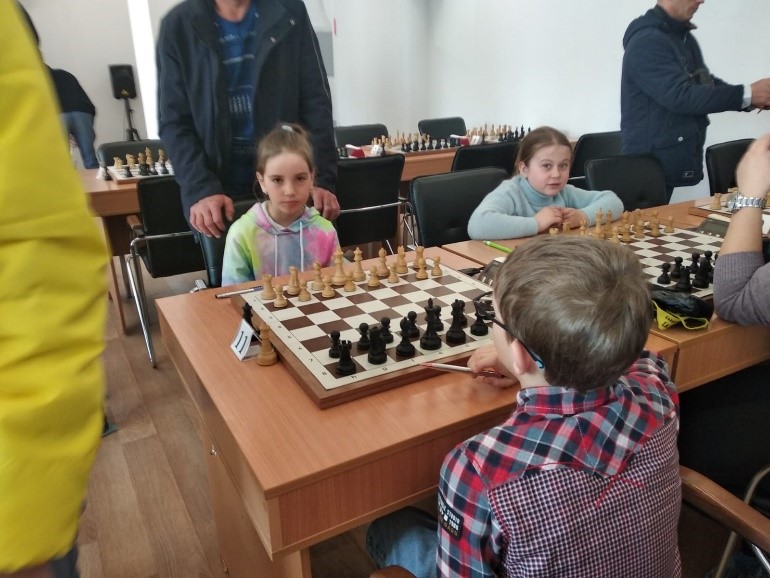 Краевая олимпиада школьников по шахматам « Шахматы в школах».
